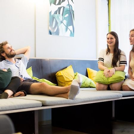 וינה Alibi Hostel מראה חיצוני תמונה