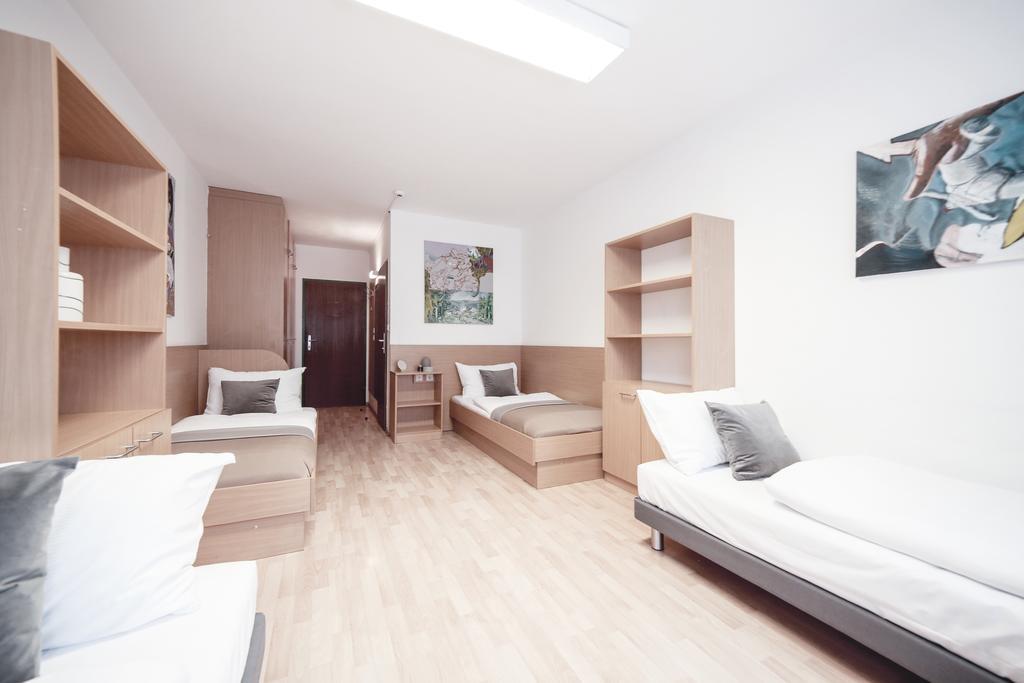 וינה Alibi Hostel מראה חיצוני תמונה